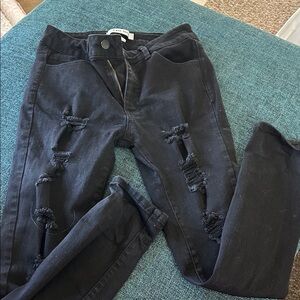Trendy Black Distressed Jeans